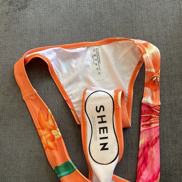 Brand new bandeau top swimsuit - Picture 2 of 2